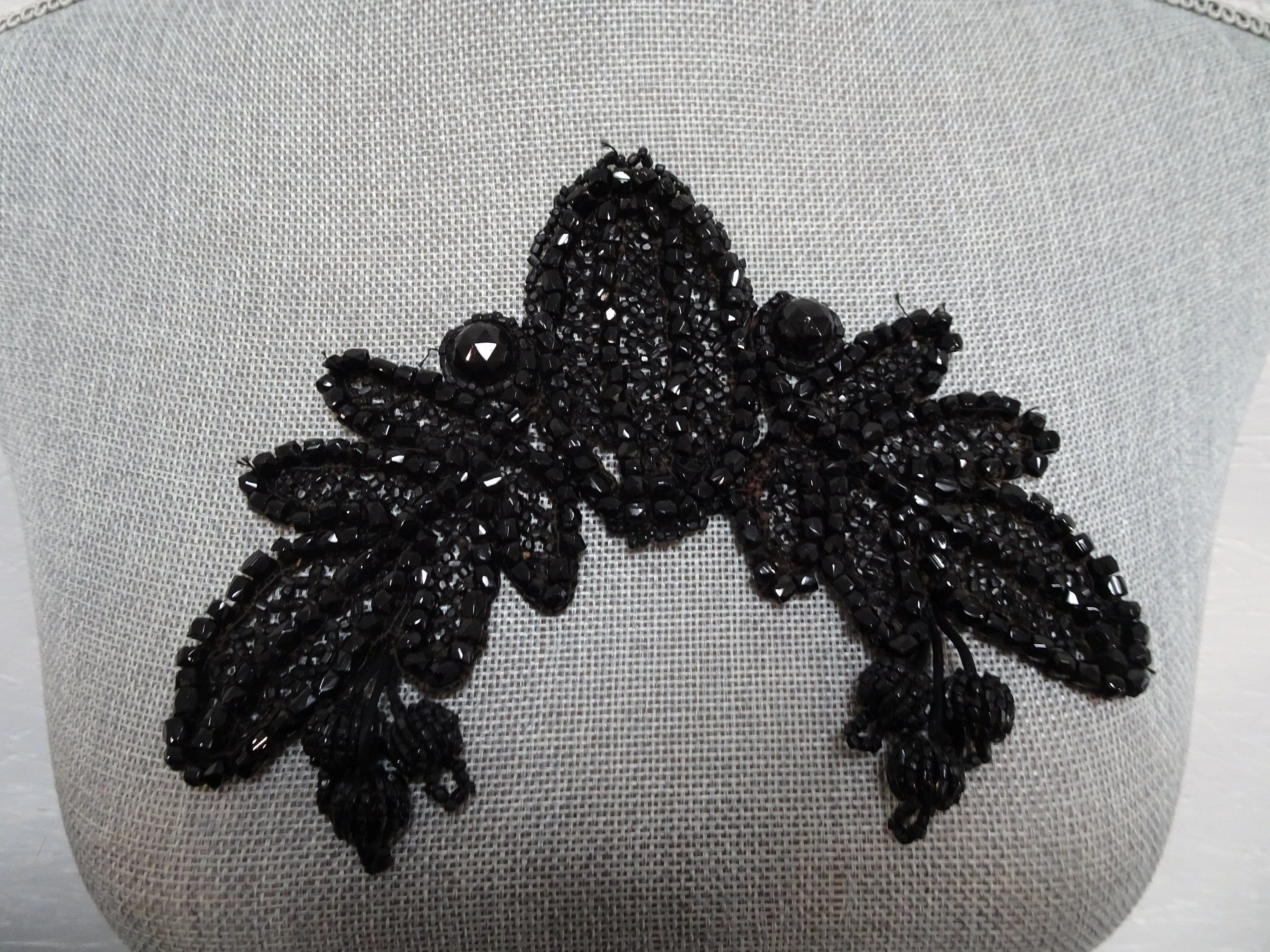 BEAUTIFUL Victorian Jet Glass Beaded Dress Applique,Black Glass Sewing Applique,Antique Dress Trim,Victorian Glass Trims,Collectible Trims