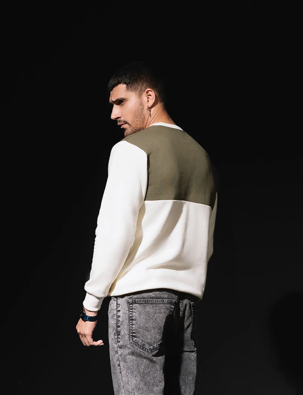 Color-Blocked White and Olive Sweatshirt