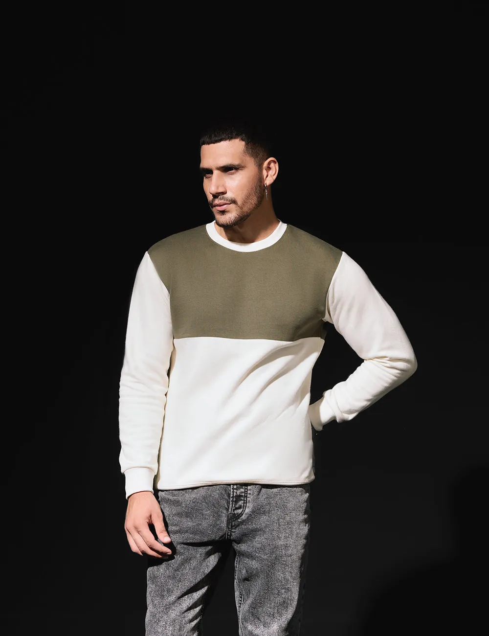 Color-Blocked White and Olive Sweatshirt