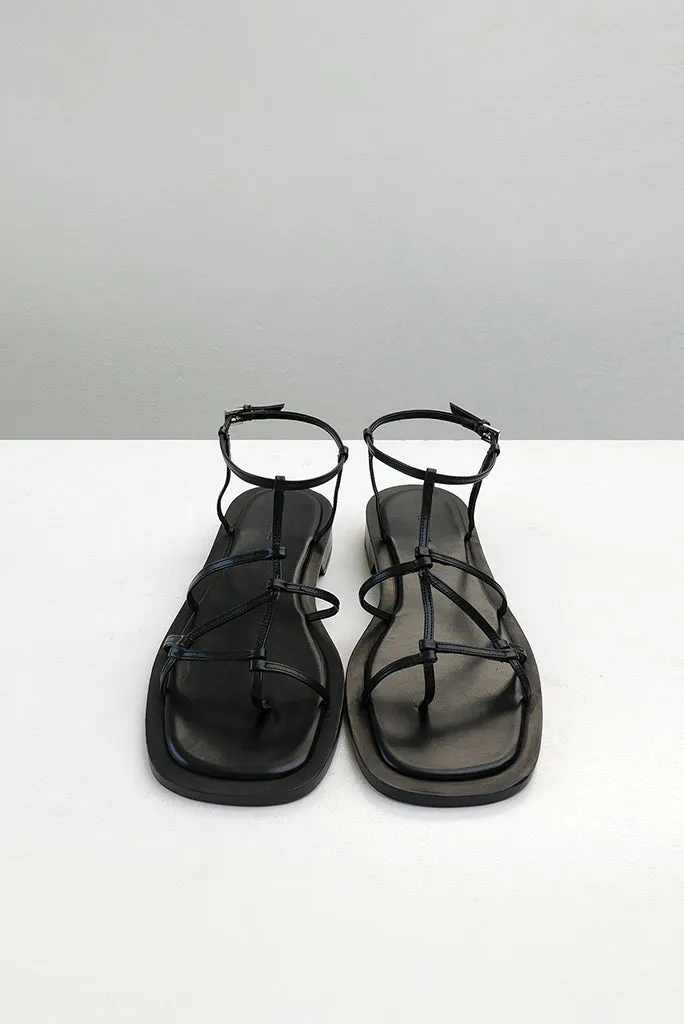 Low Classic - Middle Strap Sandals - Black