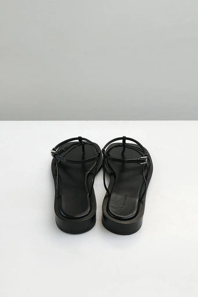 Low Classic - Middle Strap Sandals - Black