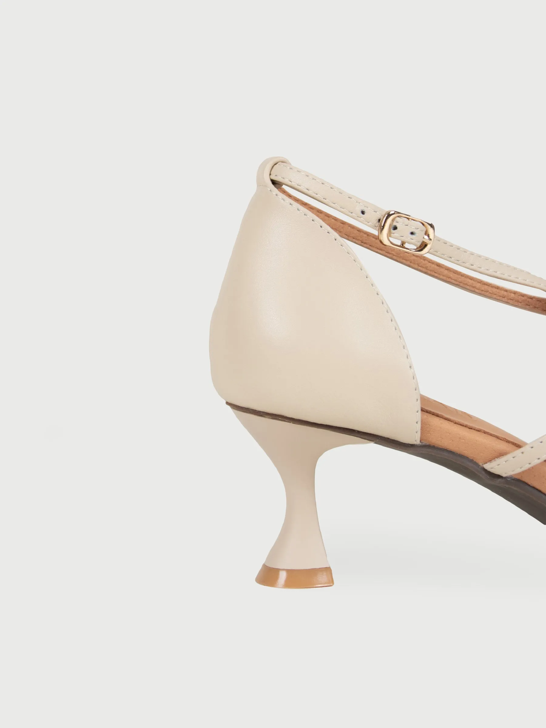 Pointed Laser-Cut Pumps