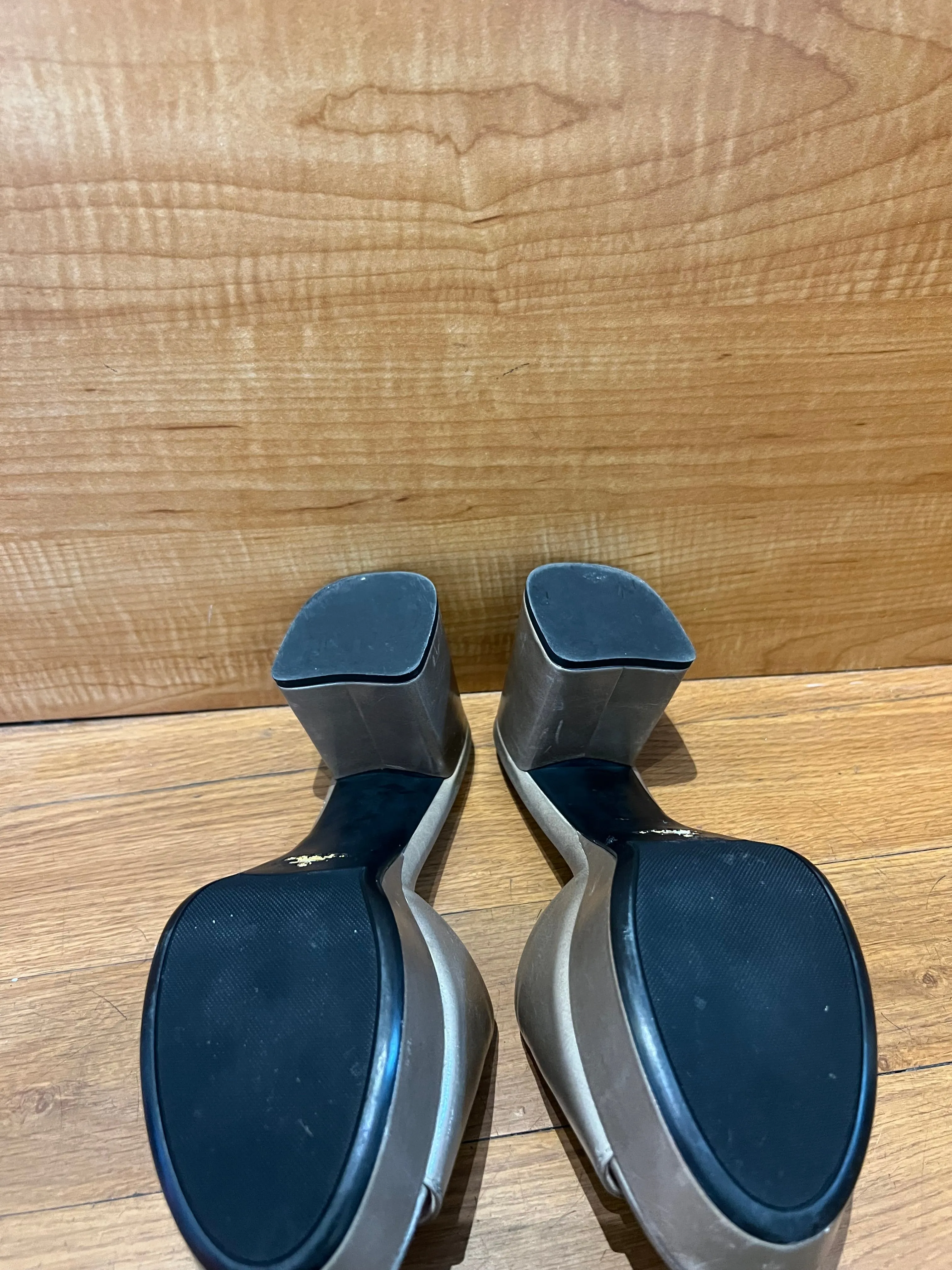 Prada Heels- Size 7