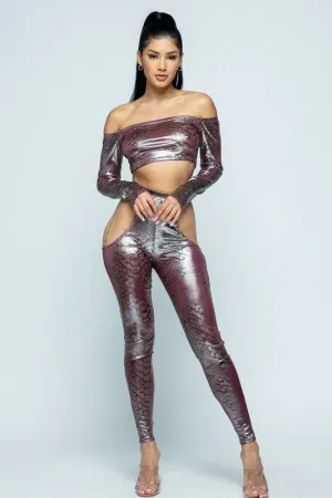 Snake Foil Print Long Sleeve Top And Cut Open Pants Set